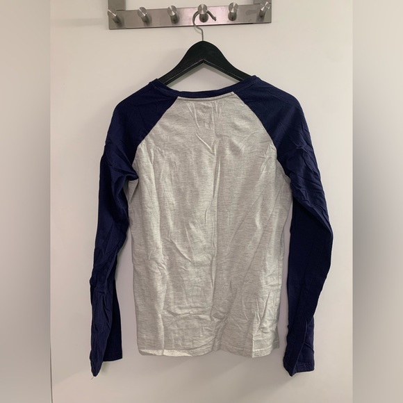 MLB Official Merchandise Boston Red Sox long sleeve tshirt - Picture 2 of 4